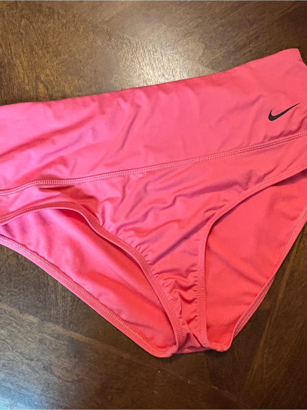 Nike Women’s Coral High-Waist Tank Bikini Set, Large - Picture 2 of 6